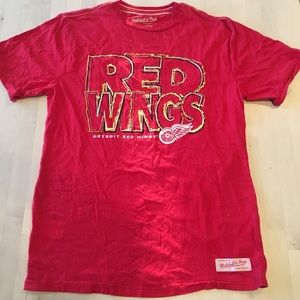 Mitchell & ness retro red wings t-shirt